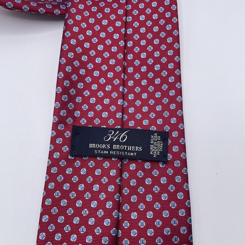 Brooks Brothers 346 Stain Resistant Necktie 100% Silk Red Polka Dot Made in USA - Picture 2 of 4